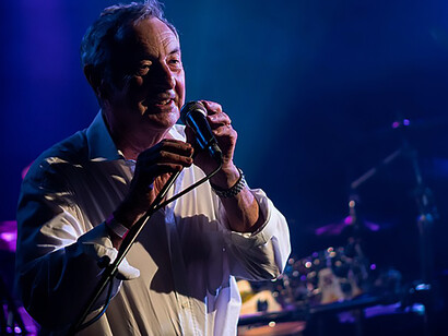 Relive the unforgettable musical performance by Nick Mason at the 2005 concert