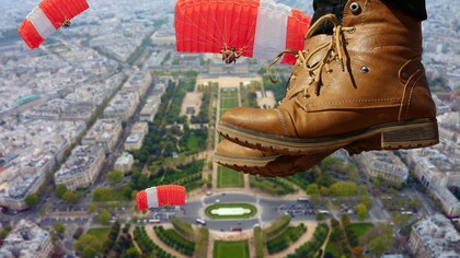 Paracaidistas sobre París