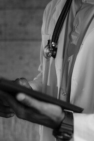 ChatGPT e la lettura dei referti di laboratorio. I ricercatori dello studio riconoscono che questi strumenti non sono ancora pronti per una valida implementazione, ma le generazioni future di AI simili, addestrate con dati di maggiore qualità, potranno sicuramente rivoluzionare la pratica medica