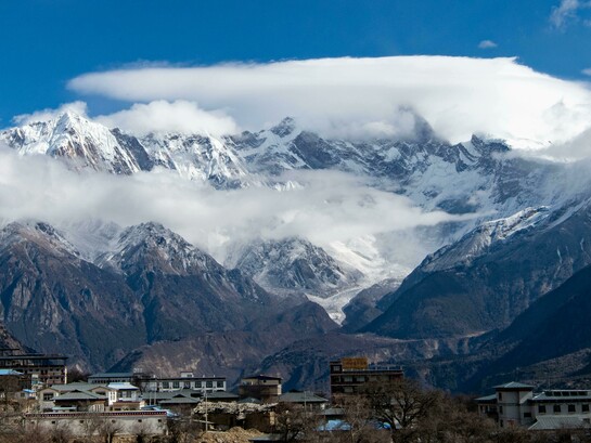 A sweeping view of Almora’s ridgelines, where layers of mountains fade softly into the Himalayan horizon
