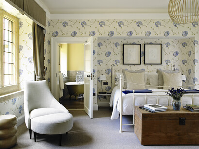 Foxhill Manor, bedroom