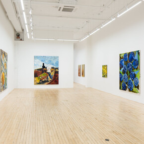 Ken Taylor Reynaga, Golden hills, exhibition view. Courtesy of Shrine 