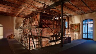 L’antica caldaia del Museo del Tessuto di Prato, racchiuso all'interno delle antiche mura, nell’ex Cimatoria Campolmi, un autentico monumento di archeologia industriale