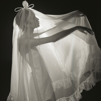 White Weddings (Twiggy), British Vogue, February 1967 © Norman Parkinson Ltd