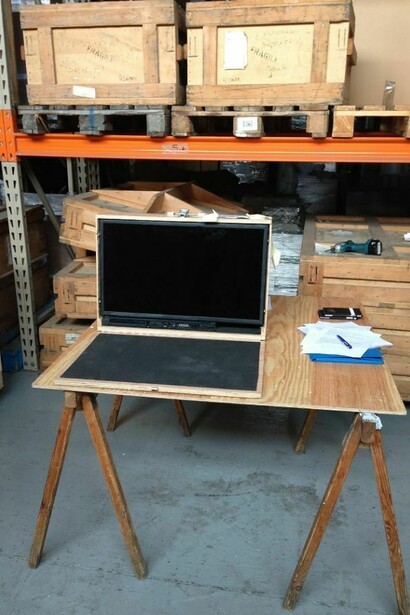 Légende: Florian Pugnaire et David Raffini / Energie sombre / 2012, vidéo HD, 15 minutes