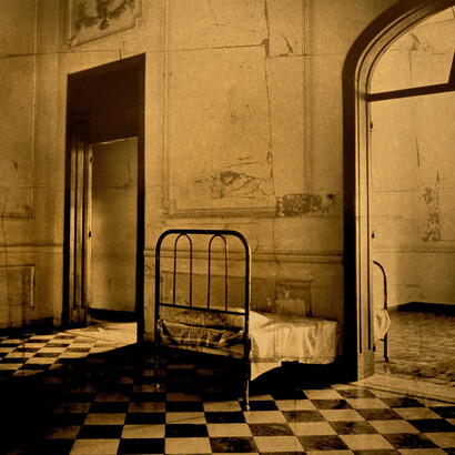 Luis González Palma. Como un secreto se seduce a si mismo. Serie Jerarquías de la intimidad. 2005. Cortesía del artista