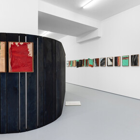 Nuno Sousa Vieira, Desisto – o que não vejo imagino (I give up – what I can’t see I imagine), exhibition view. Courtesy of 3+1 Arte Contemporânea