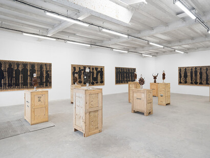 Pascale Marthine Tayou, Tchâm : Confidences, vue d'exposition. Avec l'aimable autorisation de la Galleria Continua