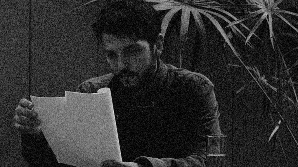 Mario Garcia Torres, still from Unspoken Dailies, 2003–09, 16mm film, black and white, sound. 66 min. Courtesy the artist and Proyectos Monclova, Mexico City.