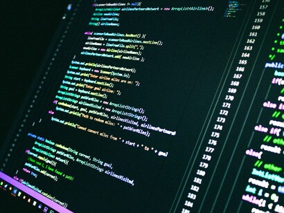 Palantir expande su influencia política mediante contratos con el gobierno de Trump