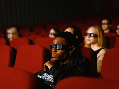 La cultura pop seguirá siendo un reflejo de nuestra sociedad, una narrativa en constante evolución que revela quiénes somos y quiénes aspiramos a ser