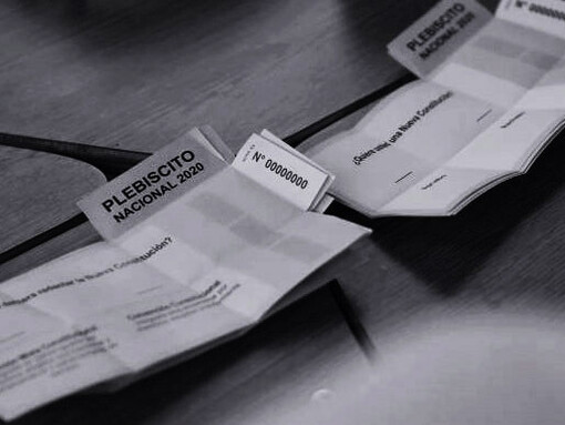 Papeletas del plebiscito realizado en Chile en octubre de 2020