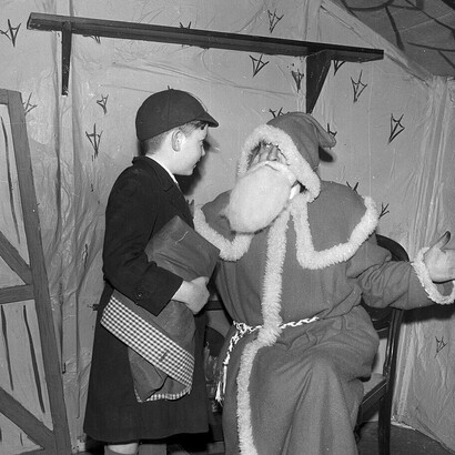 Geoff Charles, Santa Claus en la tienda Bon Marche, Pwllheli, Gales, 1961