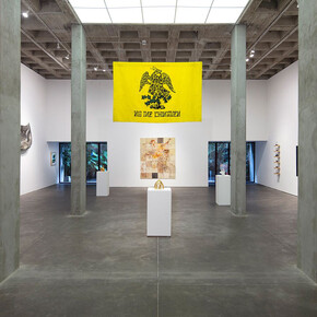 Rubén Ortiz Torres, Repatriación voluntaria, vista de exhibición. Cortesía de la Galería OMR