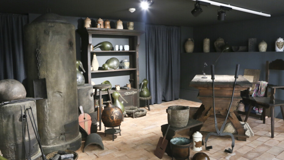 Chemistry around us. Courtesy of Národní technické muzeum