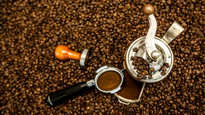 Fondata da Gian Luca Venturelli nel 1996, Lucaffè è cresciuta da una piccola torrefazione a un'importante realtà internazionale, esportando in oltre 70 paesi
