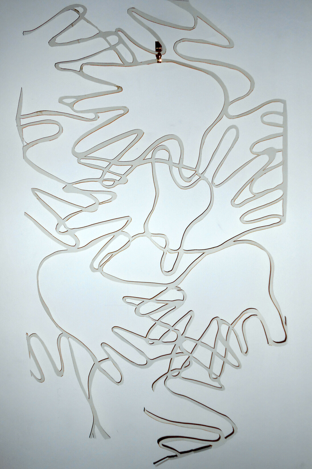 Frédéric Lecomte, Vas t’en l’air, 2014, Papier découpé, 29,7 x 42 cm © l’artiste