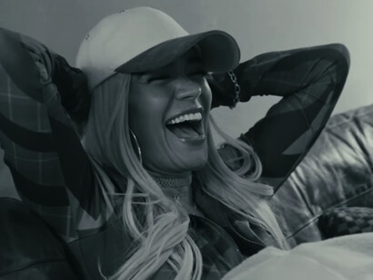 La canción ‘+57’ reúne a ocho reguetoneros colombianos en un intento de representar el país, pero su mensaje y composición generaron controversia y críticas