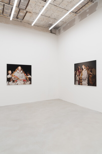 Nieves González, Sacred hair / Capelli sacri, exhibition view. Courtesy of T293