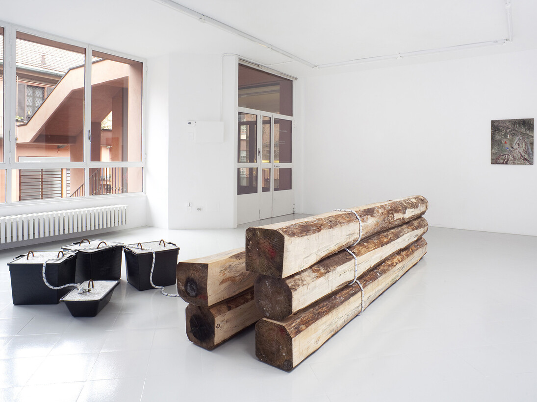 Karsten Födinger & Pieter Vermeersch, Installation View, 2015, Cabinet, Milano, Courtesy Artists and Cabinet Milan, Photo Filippo Armellin