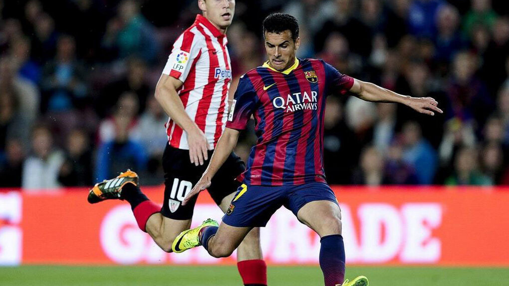 Pedro (FC Barcelona) y Óscar de Marcos (Athletic) durante el último partido de ambos equipos en el Camp Nou