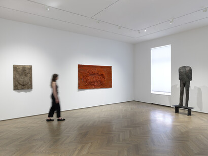 Magdalena Abakanowicz, Next is our skin, exhibition view. Courtesy of Gray Gallery