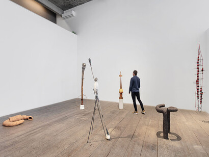 Various artists, Corpo de prova, exhibition view. Courtesy of Galeria Marilia Razuk