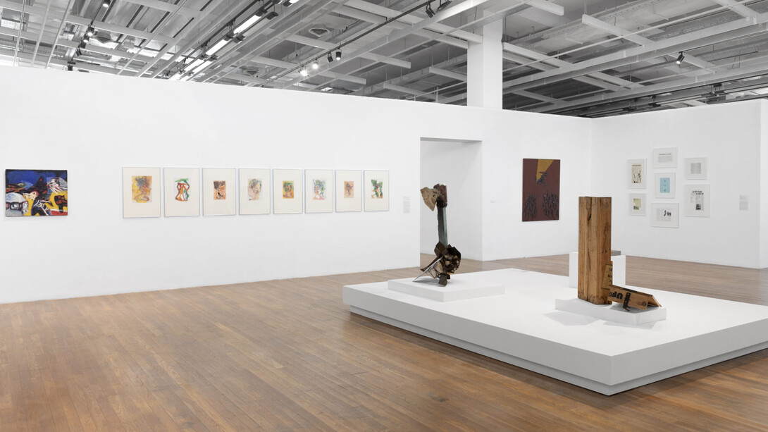 Various artists, La memoria de la colección. El Moderno en el parque [The collection remembers: the Museo Moderno at Parque de la Memoria], exhibition view. Courtesy of Museo de Arte Moderno de Buenos Aires