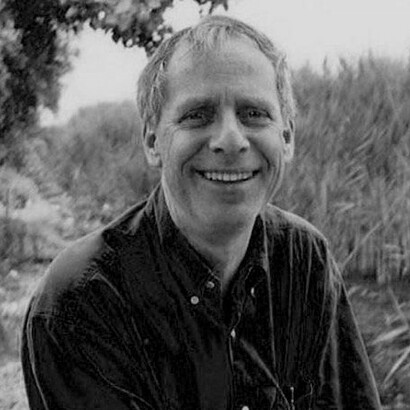 Amos Tversky, psicólogo cognitivo y psicólogo matemático, pionero de la ciencia cognitiva, colaborador del premio Nobel Daniel Kahneman