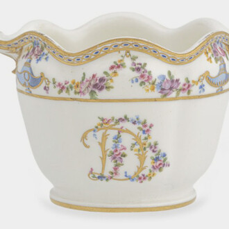 Sèvres Porcelain Manufactory, Nicolas Catrice, Wine glass cooler from the Madame du Barry service, 1771. Courtesy of NOMA