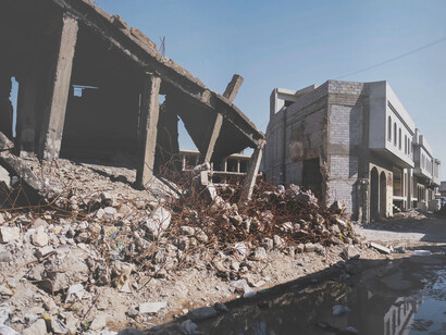 O vazio de uma cidade destruída