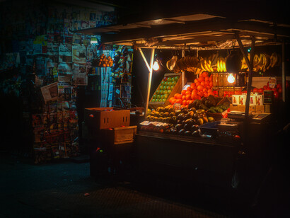 Puesto de mercado informal en la ciudad de Santiago de Chile