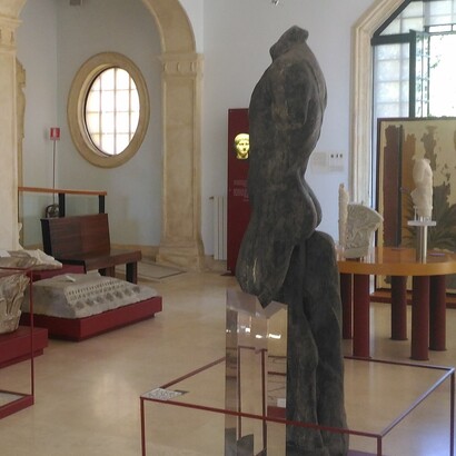 Anzio, Italia, Museo Civico Archeologico, allestimento della sala con affreschi staccati dalla Villa Imperiale, progetto Romano Mastrella, 2002, ph. Roberto Luciani