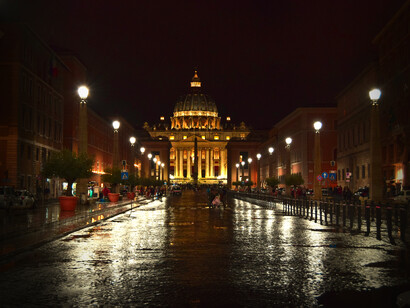 Noche de otoño en Roma, Italia