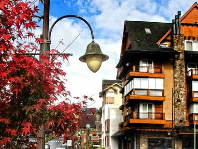 Explore as encantadoras cidades de Gramado e Canela, na Serra Gaúcha, conhecendo seus pontos turísticos e atrações únicas