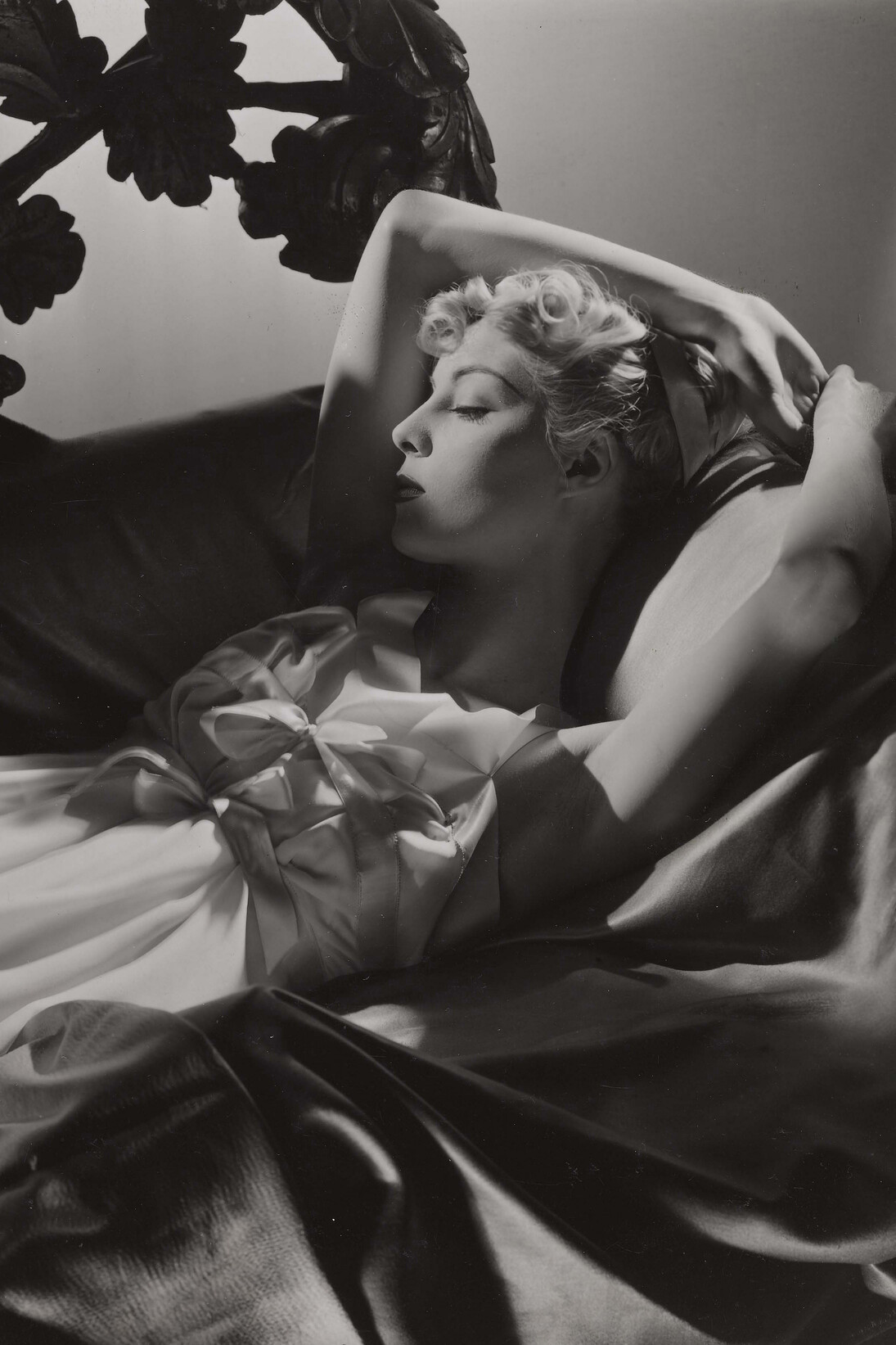 Helen Bennett, Paris Studio, 1936 © Horst Estate and Condé Nast 