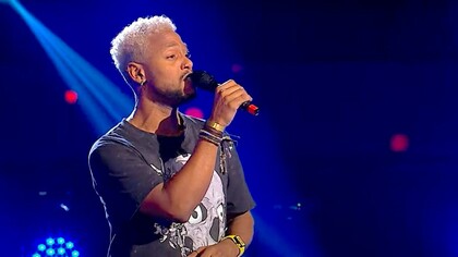 Sandro Machado, cantor Brasileiro que participou do The Voice na Romênia