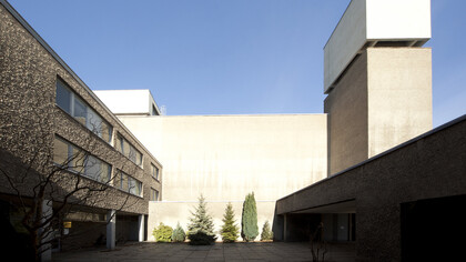 König Gallery, exterior