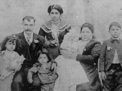 Familia sefardí en Misiones (Argentina), en torno al año 1900