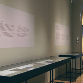 Various artists, 100 motifs, (G)een motief, all over, exhibition view. Courtesy of Horta Museum