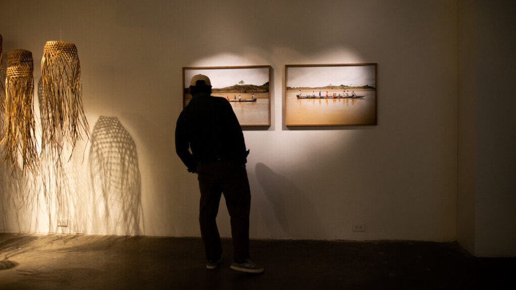 Santiago Vélez, Everything that glitters is gold, exhibition view. Courtesy of El Dorado Space
