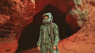 La colonización de Marte depende de adaptar la biología terrestre mediante biotecnología para crear ecosistemas resilientes en entornos hostiles