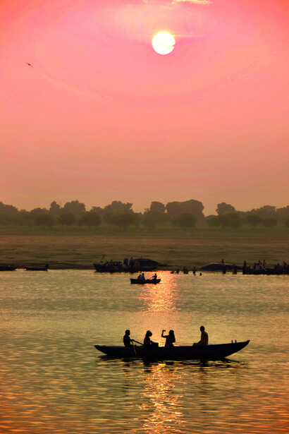 Tourism, leisure and spiritualism in Varanasi, India