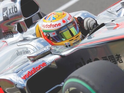 Lewis Hamilton al volante per McLaren al Gran Prix del 2010, Regno Unito