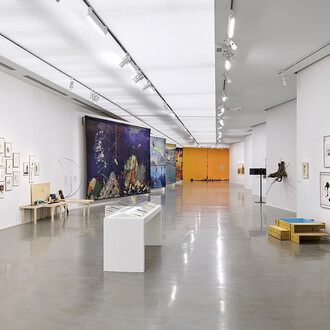 Otobong Nkanga, I dreamt of you in colours, exhibition view. Courtesy of Musée d’Art Moderne de Paris