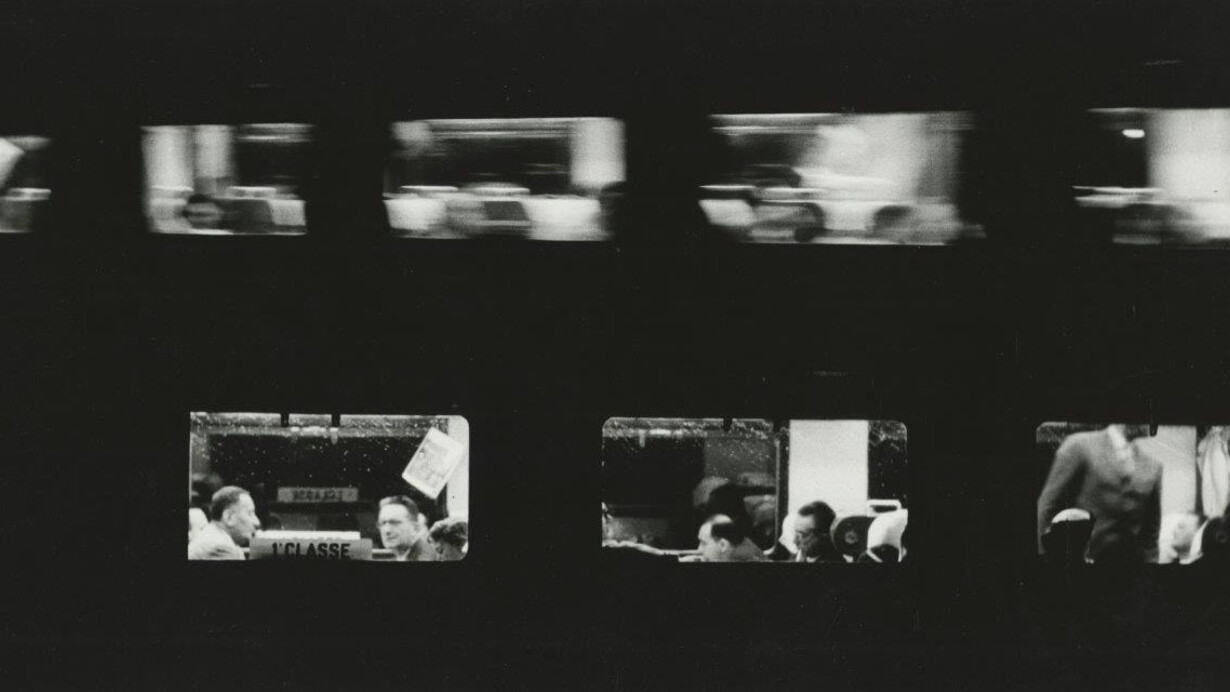 Sante Vittorio Malli, Treni (Trains), 1957. Gelatin silver print
© Heirs of Sante Vittorio Malli, courtesy Howard Greenberg Gallery, New York
