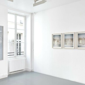 Various artists, Silence, exhibition view. Courtesy of Galerie Catherine Putman