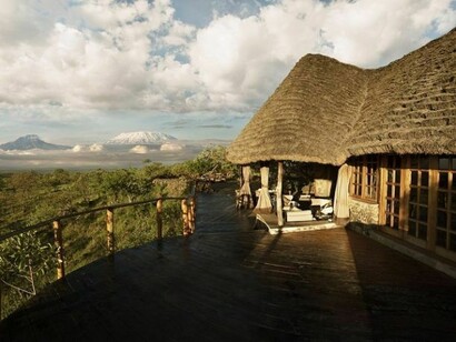 Campi Ya Kanzi. Traditional house