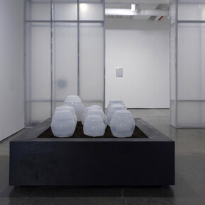 Stain begins to absorb the material spilled on. Courtesy of DOOSAN Gallery 