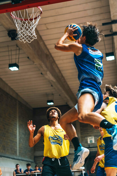 La FIBA mantiene un enfoque de excelencia que limita la participación a los mejores equipos del mundo, como se observa en los Juegos Olímpicos